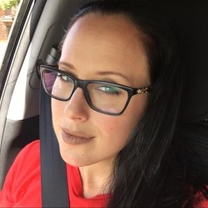 Meet your Posher, Maryeve